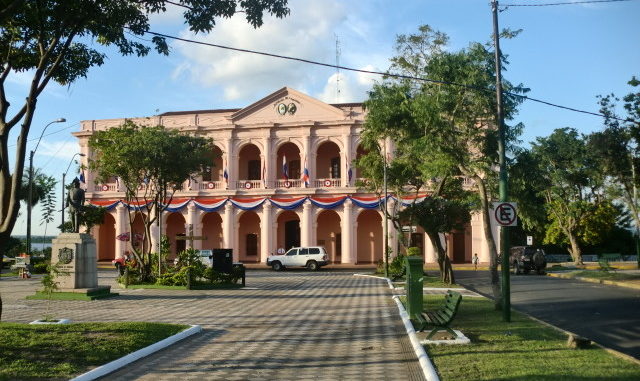 MOSTRA ASUNCION 2018 Centro Cultural de la republica conosciuto anche come El Cabildo de Asunción