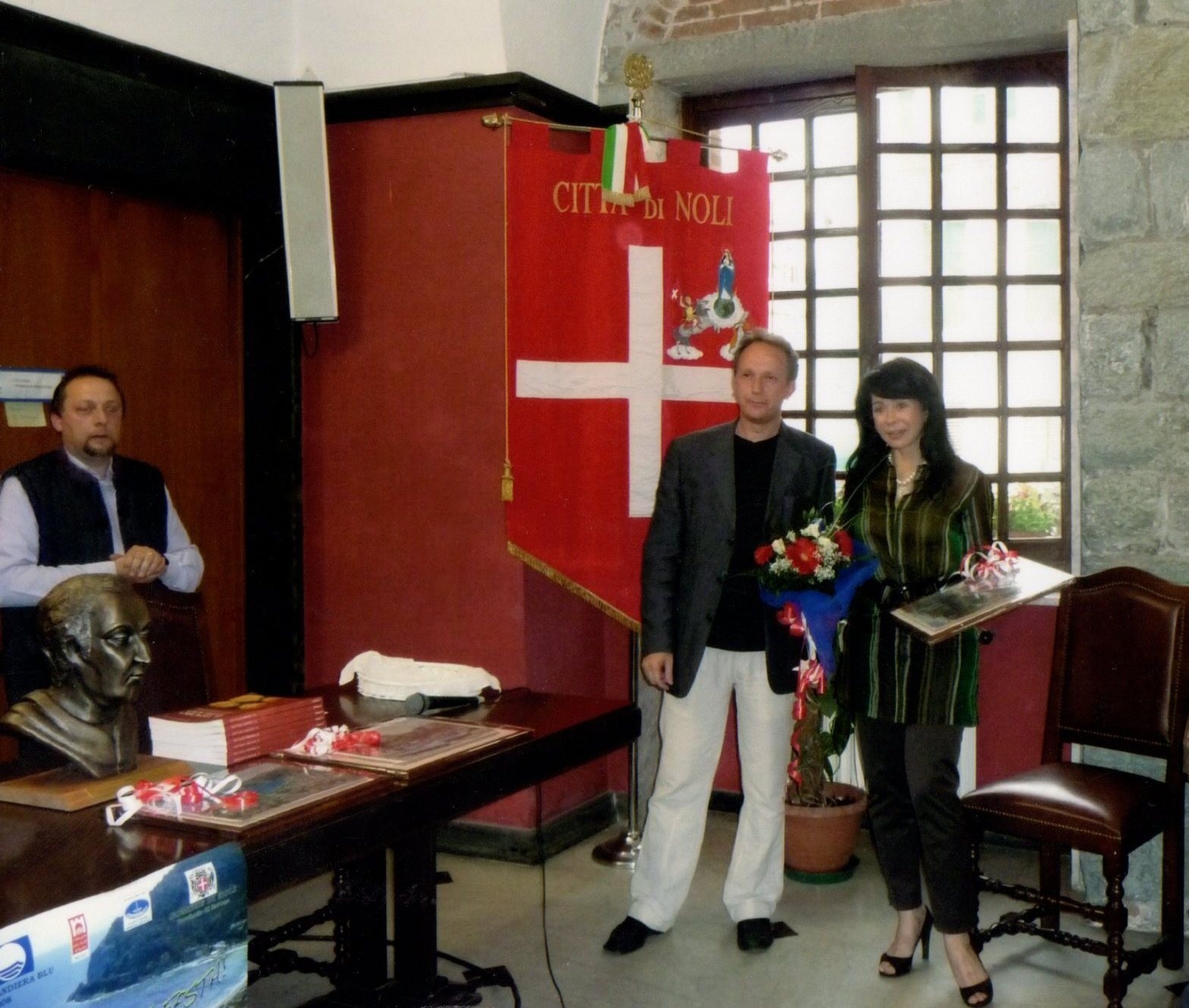 NOLI Premio Assessore con Cpnsole Generale Panamense