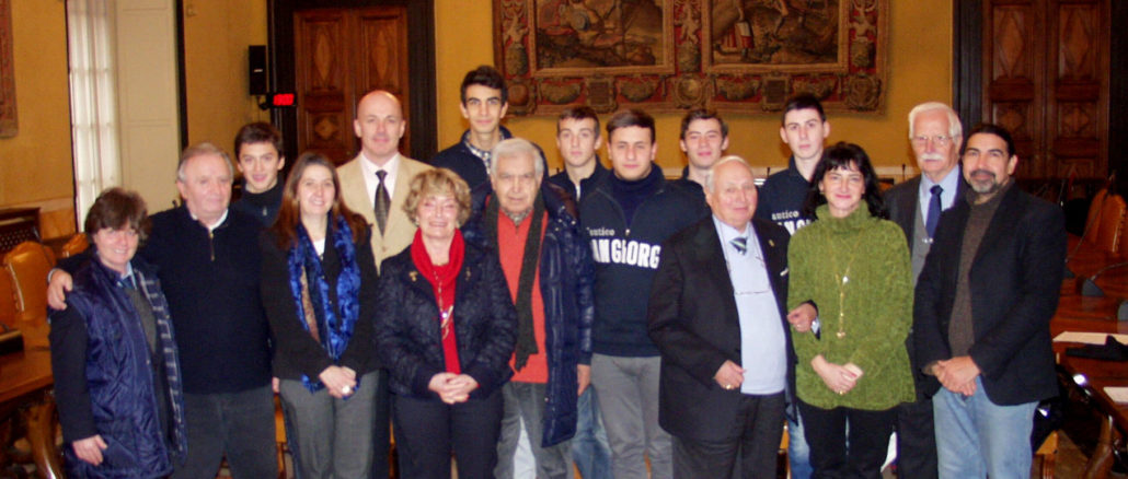 PROVINCIA-Alcuni-relatori-e-la-rappresentanza-del-Nautico-San-Giorgio-1030x438  
