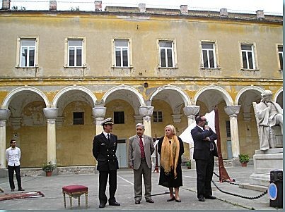 LICEO COLOMBO autority
