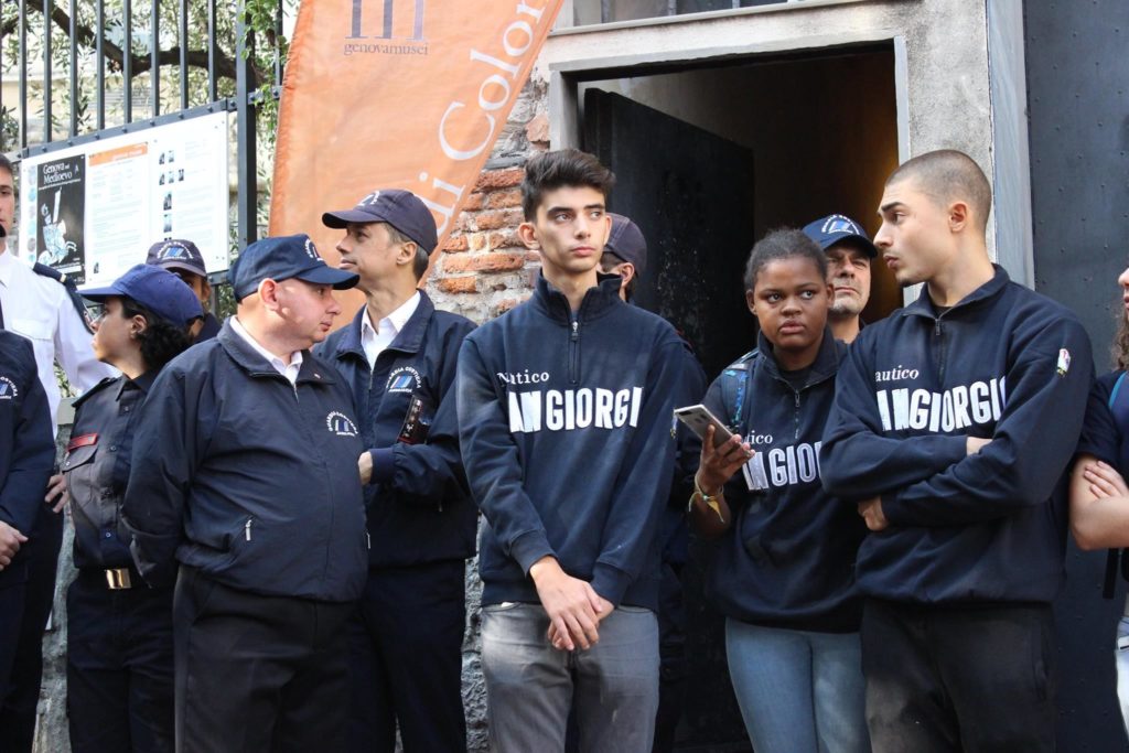 CHIOSTRI-2016-cosiddetta-casa-di-Colombo-Guardia-Costiera-e-IT-Nautico-San-Giorgio-1024x683  