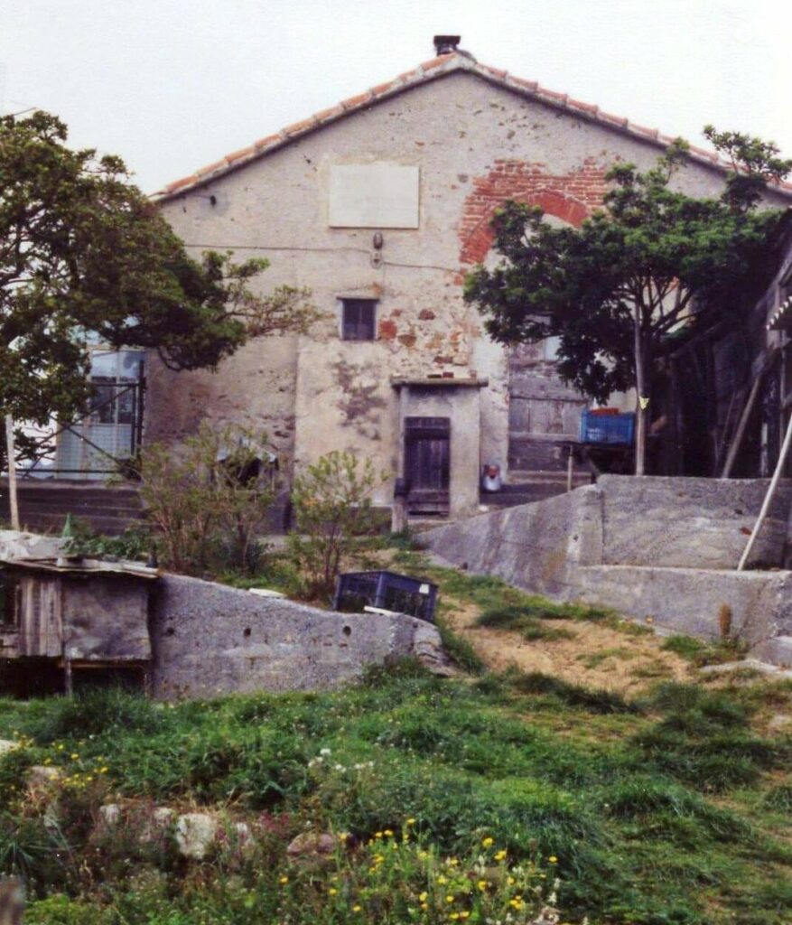 valcada-savona-casa-famiglia-Colombo-doc-doc-doc-877x1024  