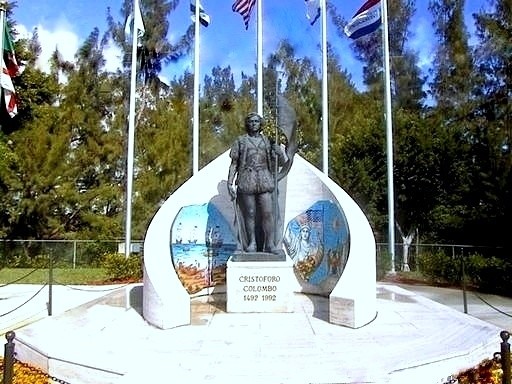 Florida-Port-Everglades-Monumento-Colombo 