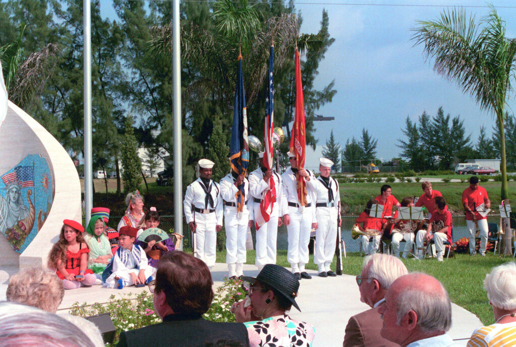 Port-Everglades-inaugurazione-monumento-1024x689  