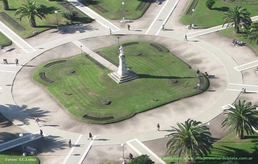 Argentina-piazza-1-1024x649  