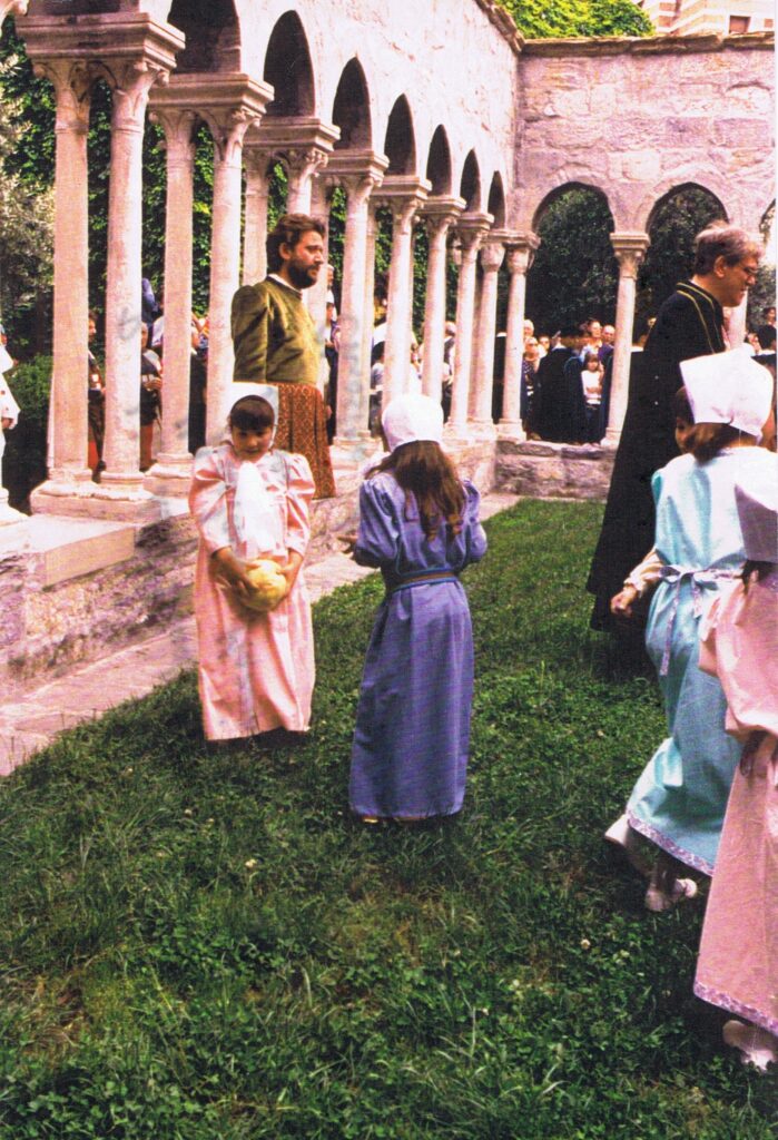 CHIOSTRI-1992-SANTANDREA-699x1024  