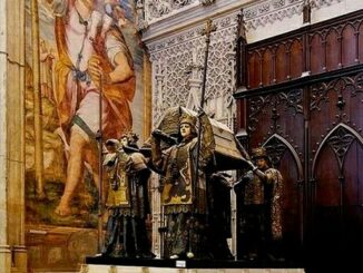 tomba-cattedrale-Siviglia-1-326x245  